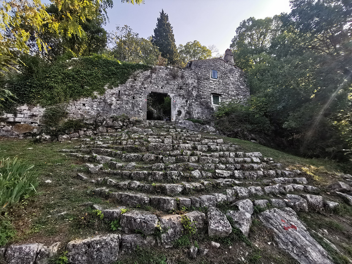 Arheološka istraživanja kaštela Kožljak