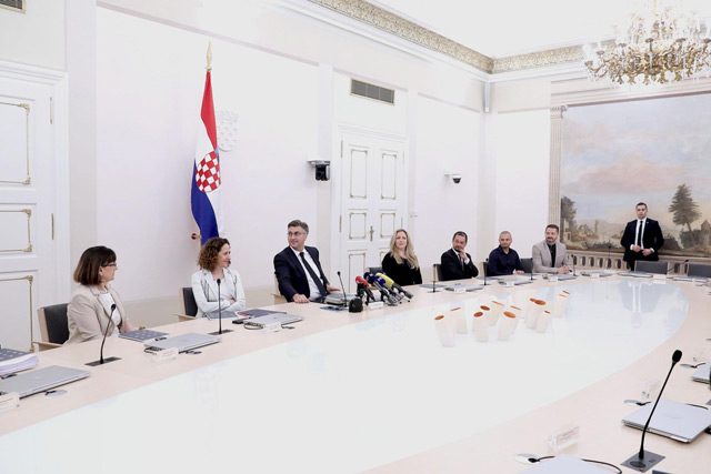 Predstavljena obnovljena Dvorana Ban Jelačić u Banskim dvorima