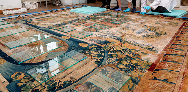 Radovi na ciklusu tapiserija "Mjeseci u godini" iz Riznice zagrebačke katedrale Uznesenja Blažene Djevice Marije i sv. Stjepana i Ladislava