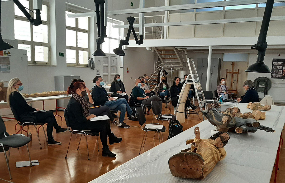 Radionica "Retuširanje drvene polikromirane skulpture – izazovi inkarnata i pozlate"